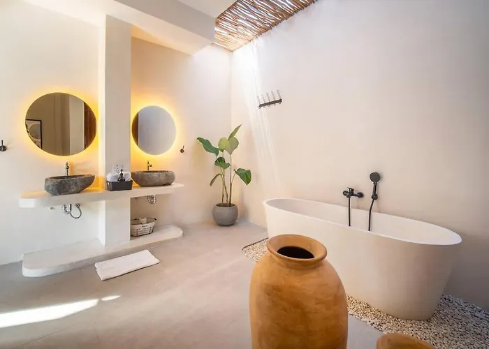 New! Luxury 4br Gebran With Butler * Canggu