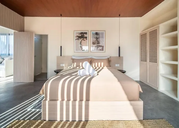 Villa New! Luxury 4br Gebran With Butler