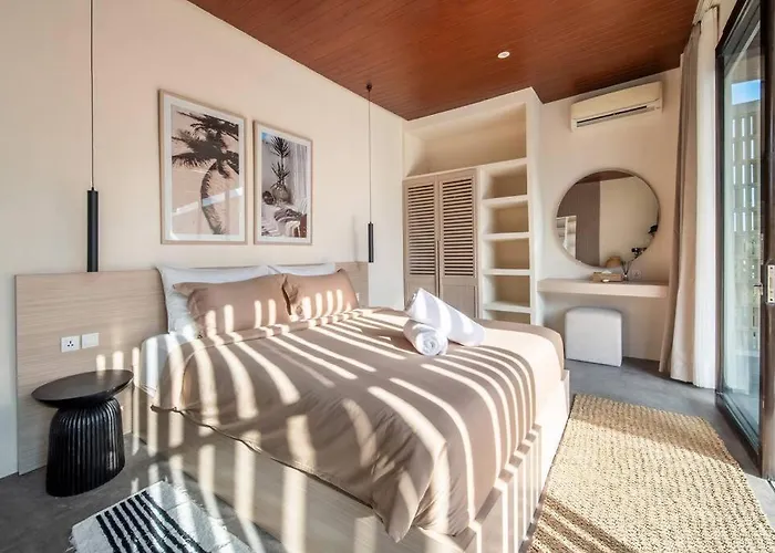 New! Luxury 4br Gebran With Butler Villa *
