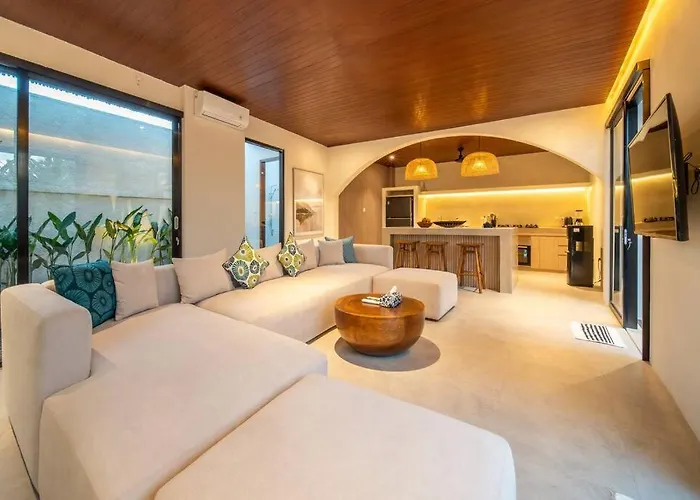 Villa New! Luxury 4br Gebran With Butler Canggu