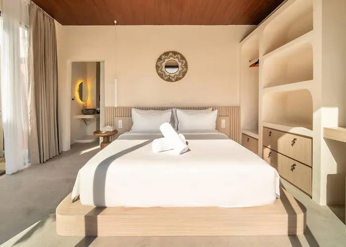 New! Luxury 4br Gebran With Butler